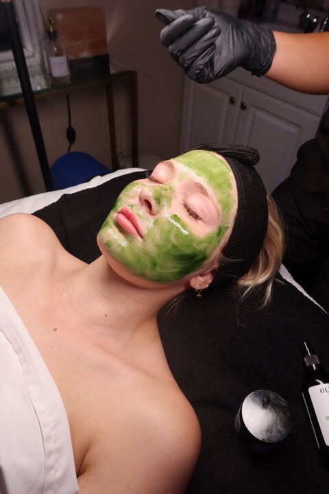 Holistic Facial